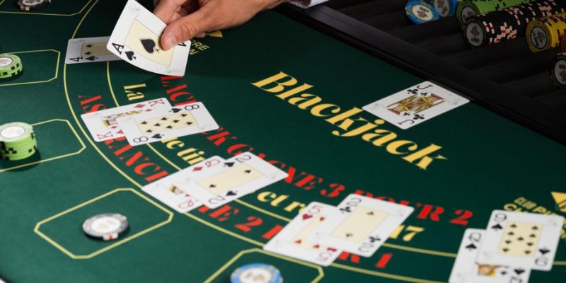 Tổng quan tên quốc tế và cơ chế của Blackjack